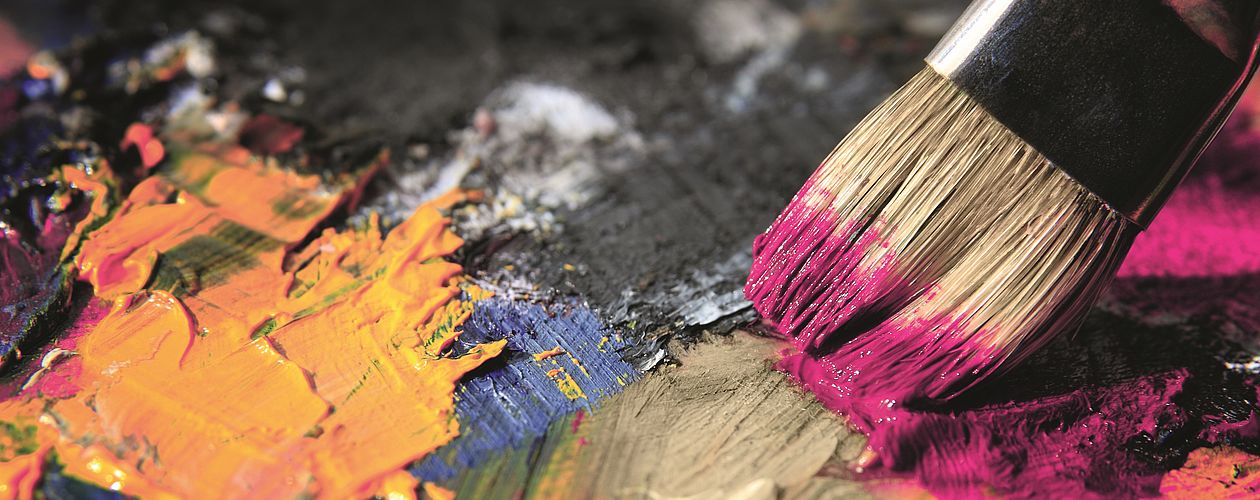 Gelb, Rot, Blau oder ihre Mischformen Grün, Violett und Orange – jede Farbe weckt andere Gefühle und Assoziationen.